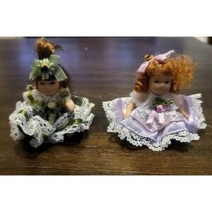 Miniature Dollhouse Porcelain‎ Dolls Set Of 2 In Fancy Dresses Movable 2.5in